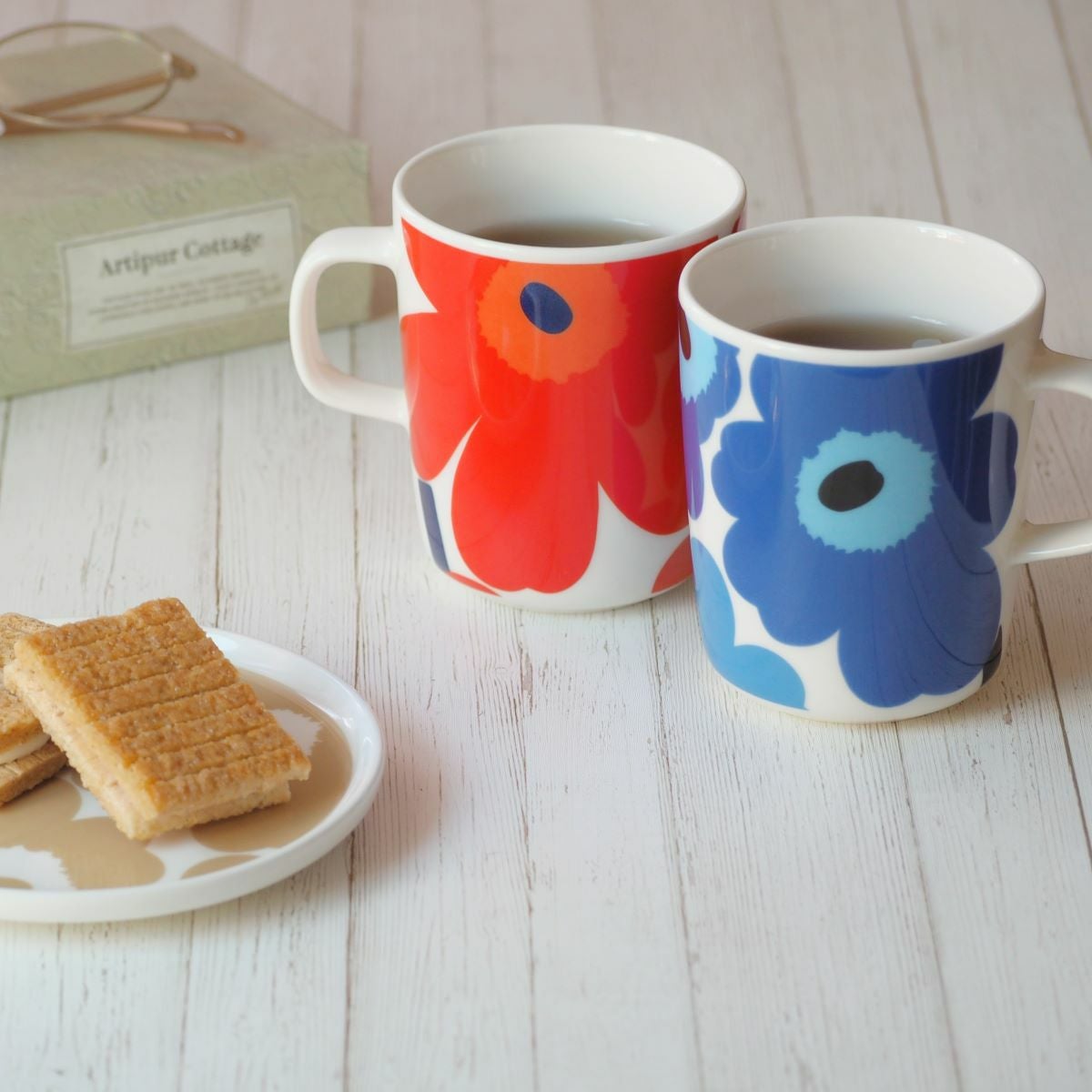 マリメッコ（marimekko） Unikko ウニッコ マグカップ 250ml ホワイト×ブルー 63431-017