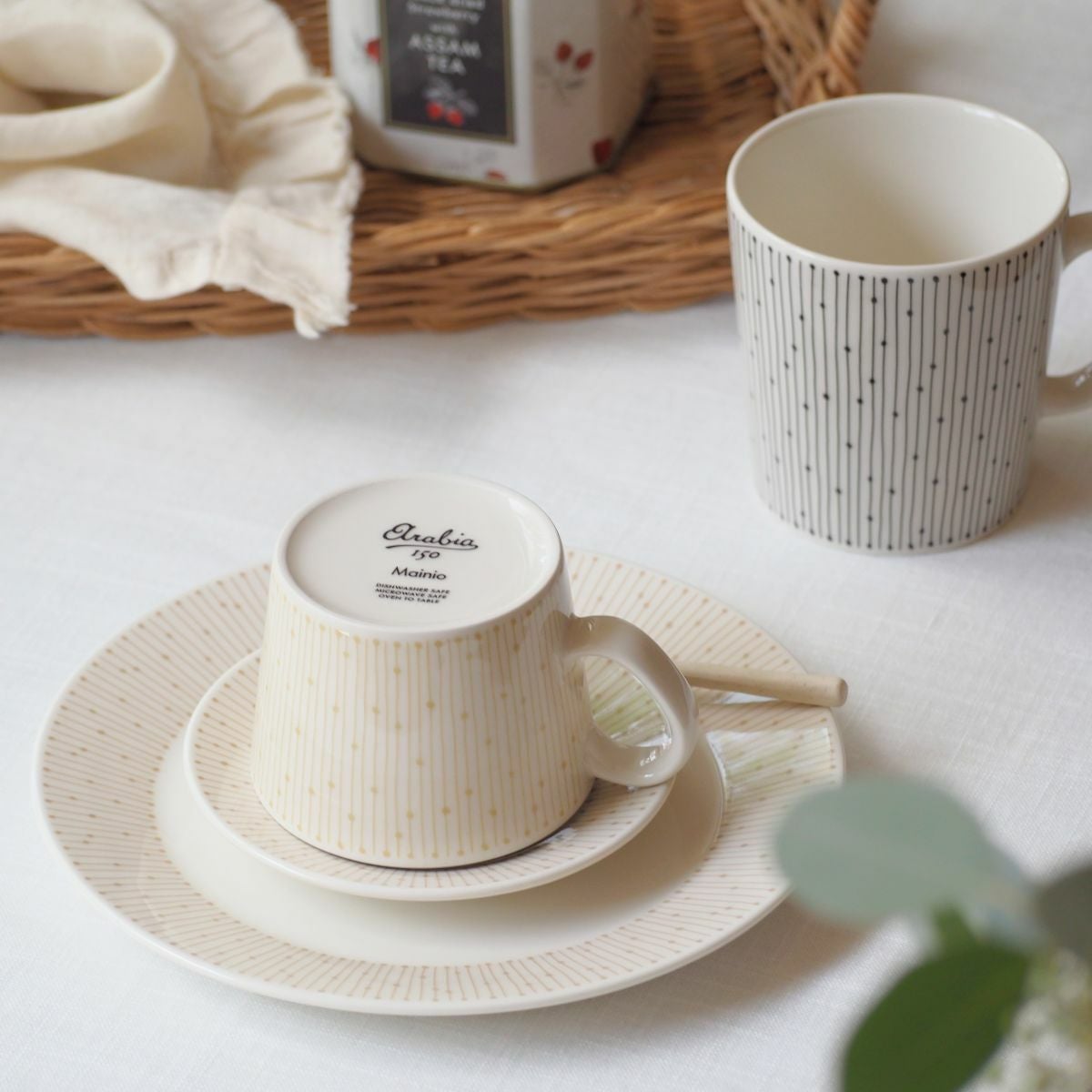 アラビア（ARABIA） マイニオ サラストゥス Mainio Sarastus ベージュ プレート 19cm 1069227