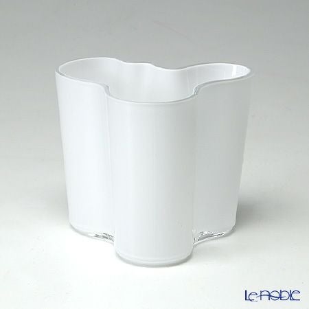 イッタラ（iittala） アルヴァ・アアルト ベース 9.5cm ホワイト