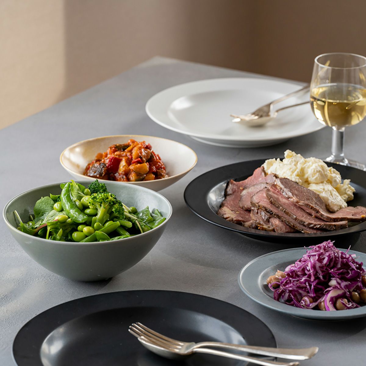 きほんのうつわ 大皿／プレート 24cm 黒 滝呂焼