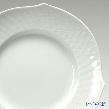 マイセン（Meissen） 波の戯れホワイト トリオセット（コーヒー）