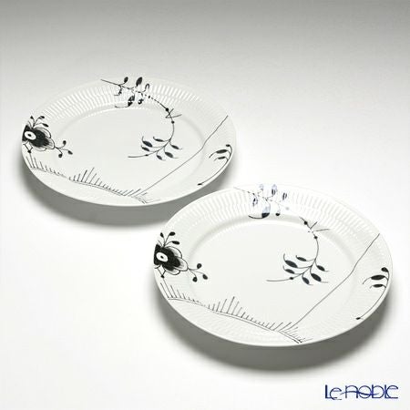 ロイヤルコペンハーゲン（Royal Copenhagen） ブラック フルーテッド メガ ディナープレート 27cm ペア 2542627／1017471