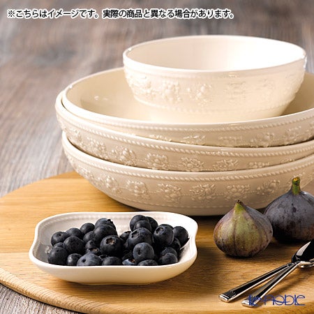 ウェッジウッド（Wedgwood） フェスティビティ アイボリー ボウル 22cm ペア