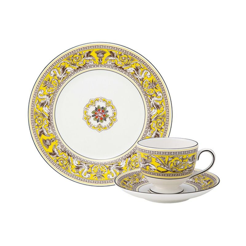 ウェッジウッド（Wedgwood） ワイルドストロベリー トリオセット（リー