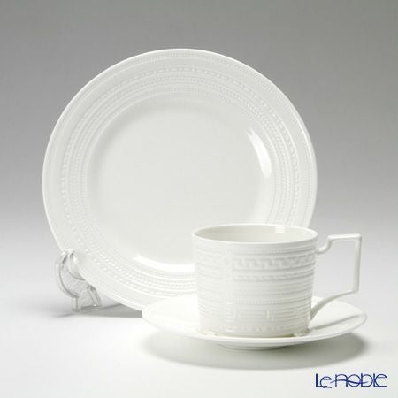 ウェッジウッド（Wedgwood） インタグリオ トリオセット