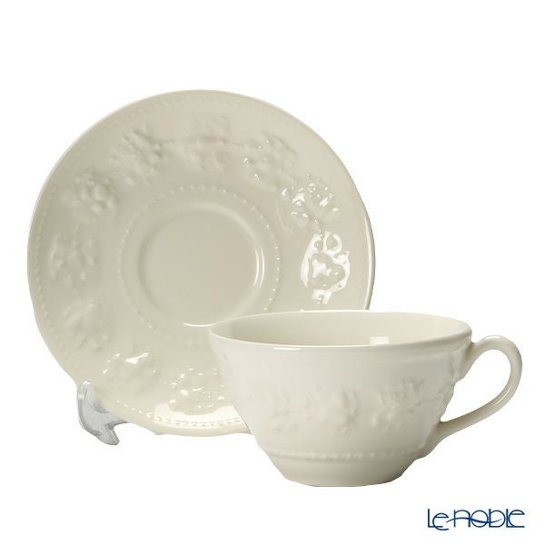 ウェッジウッド（Wedgwood） フェスティビティ アイボリー トリオセット