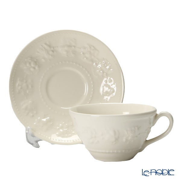 ウェッジウッド（Wedgwood） フェスティビティ アイボリー トリオセット