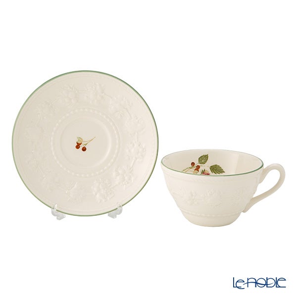 ウェッジウッド（Wedgwood） フェスティビティ ラズベリー トリオセット