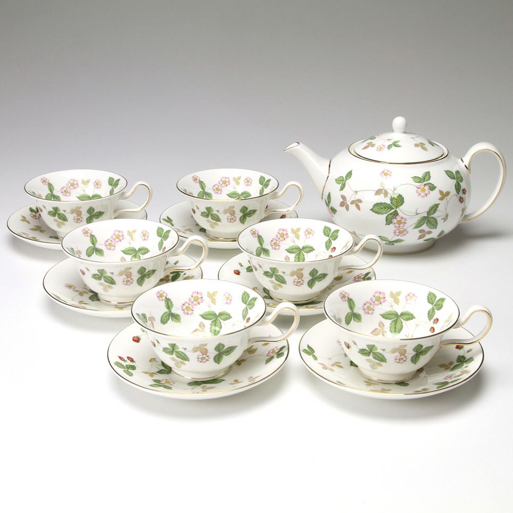 ウェッジウッド（Wedgwood） ワイルドストロベリー ティーカップ