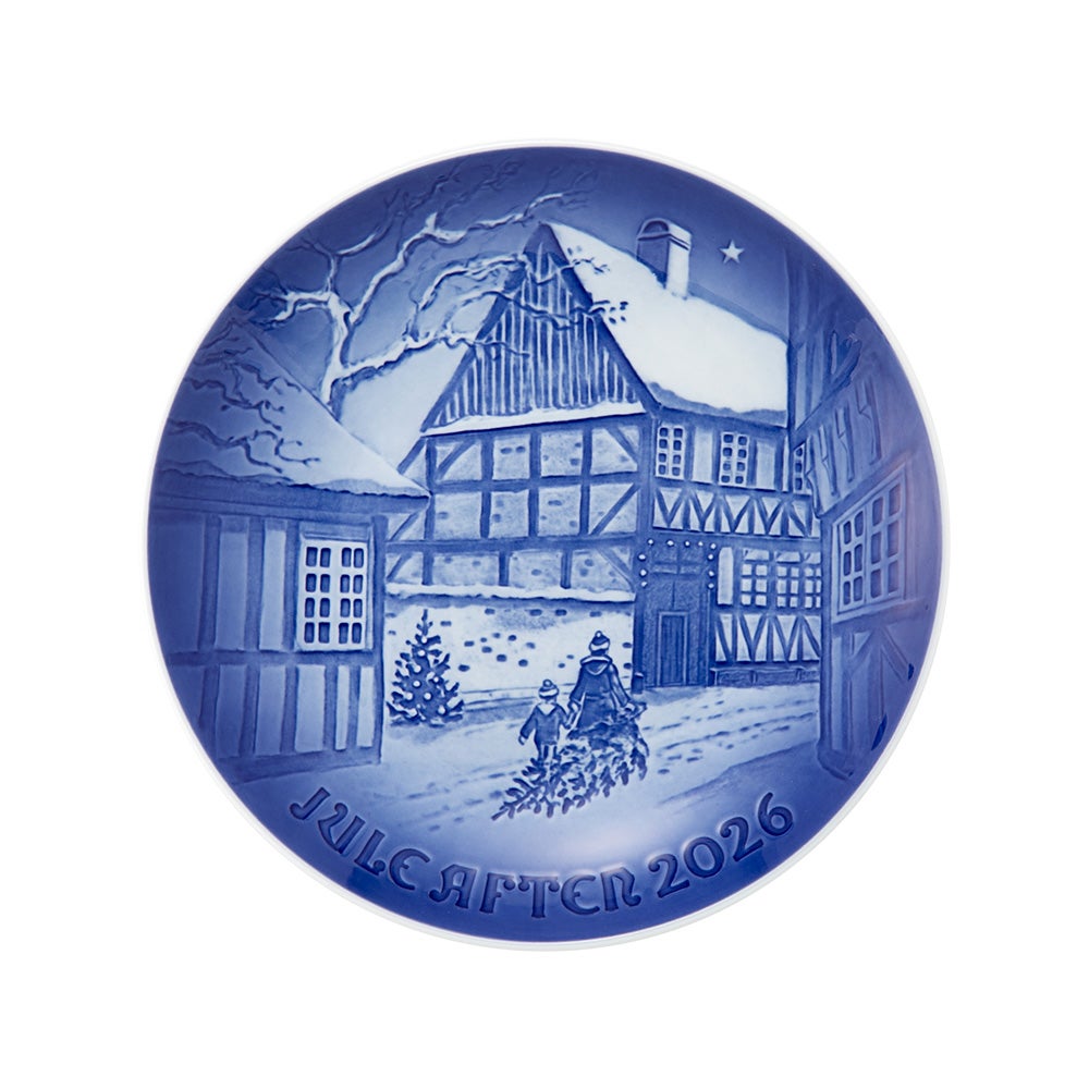 ビングオーグレンダール（Bing＆Grondahl） イヤープレート／クリスマスプレート 2026年／令和8年 「The Gamle By in Aarhus オーフスにある国立野外民俗博物館」18cm 1080364