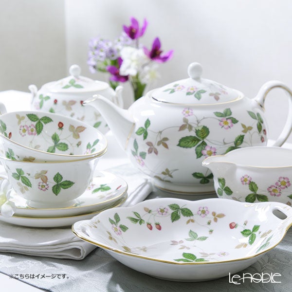 ウェッジウッド（Wedgwood） ワイルドストロベリー スパイラルトレイ 21×14cm