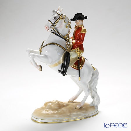 アウガルテン（AUGARTEN） フィギュリン（011210） スペイン乗馬学校 クールベット 28cm 1595